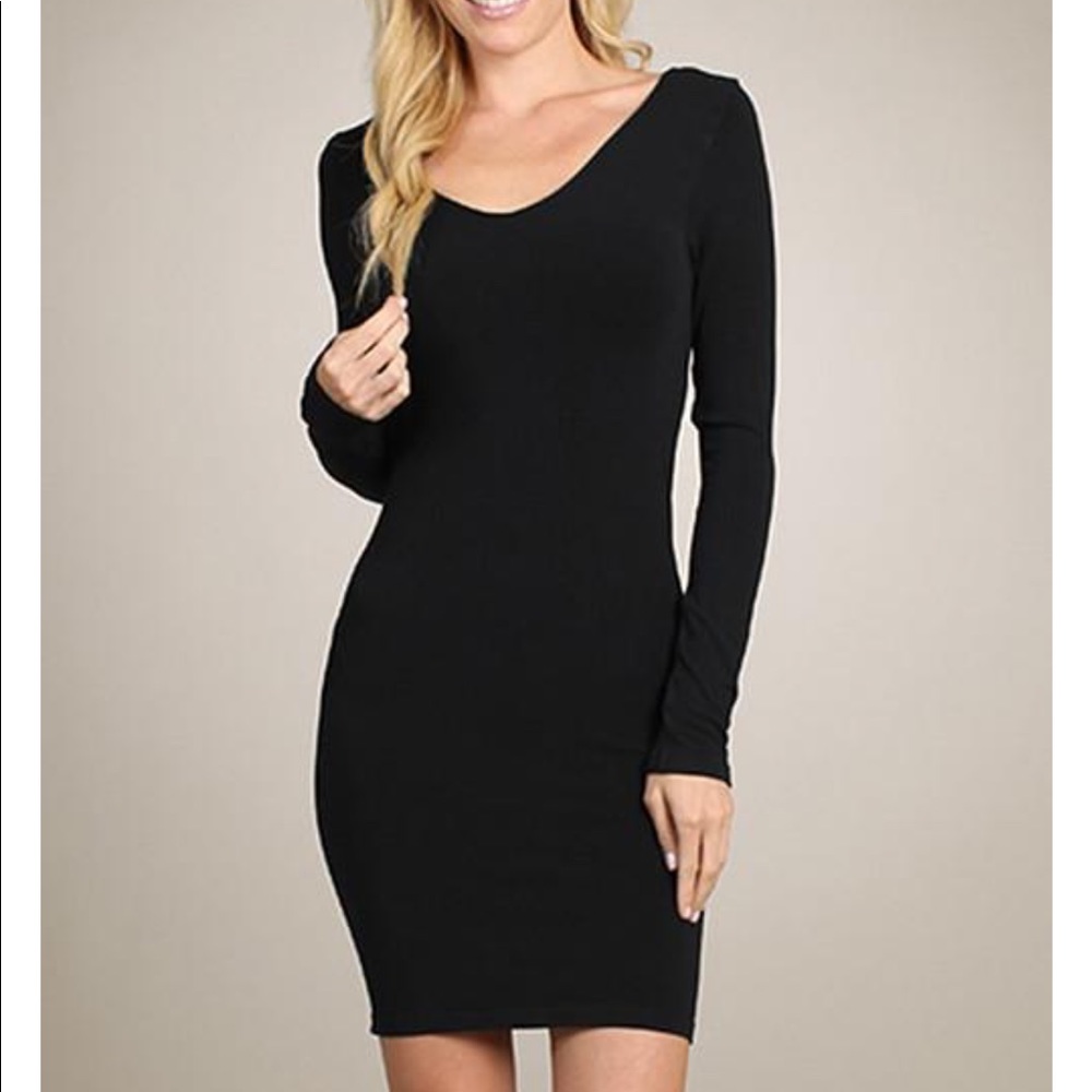 M. Rena Reversible Scoop/V-Neck Long Sleeve Dress